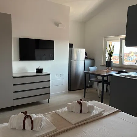 Portorecanaticamere - Loft Spontini * ポルト・レカナーティ